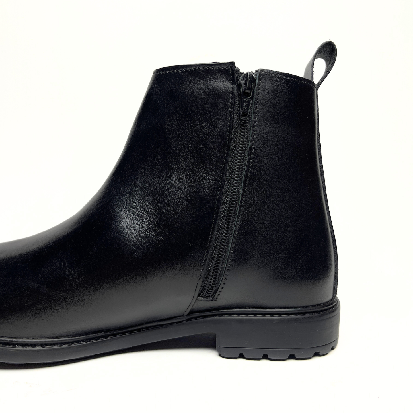 The OG Chelsea Boots with Side Chain(bl-18)
