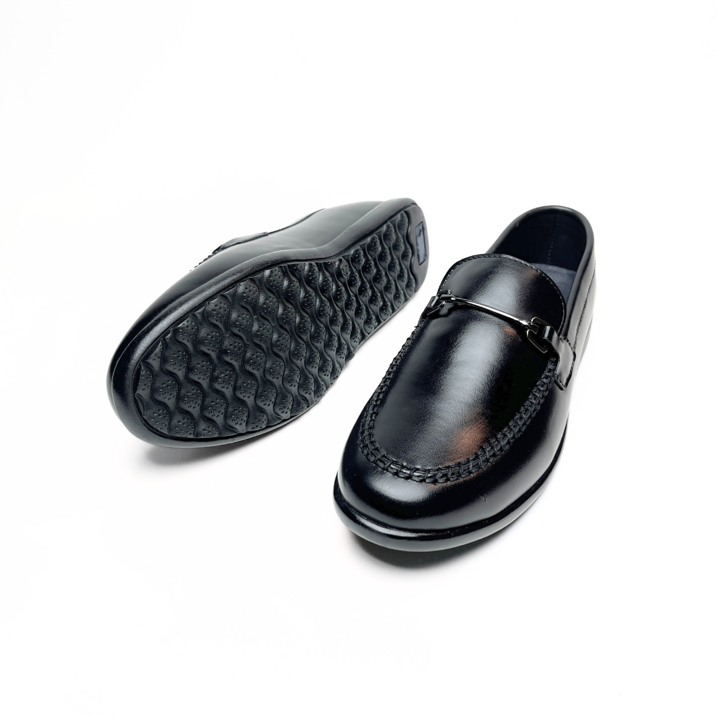 Shiny Buckle Loafers in Black