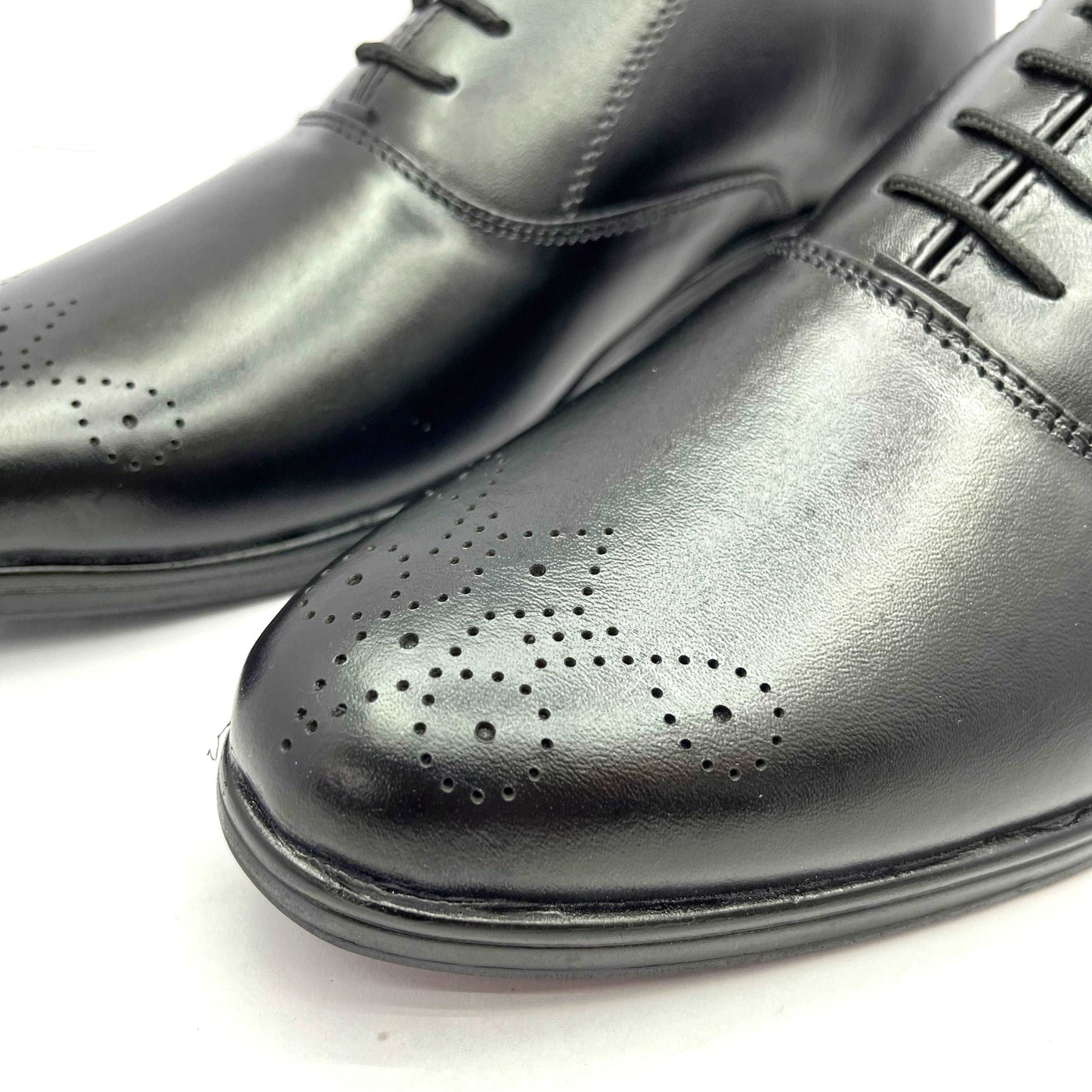 Men's Leather Formal Brogue Shoes | Elegant & Durable Footwear (Oxford Brogues)