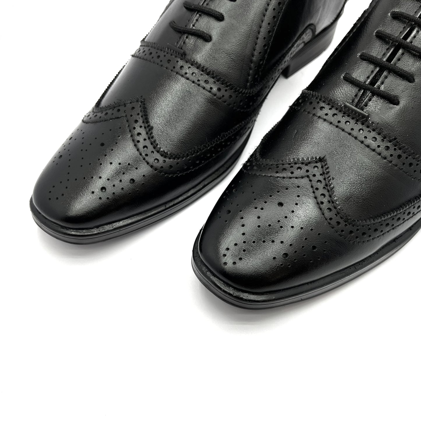 Handcrafted Brogue Black Formal Lace-up Shoes (Black)