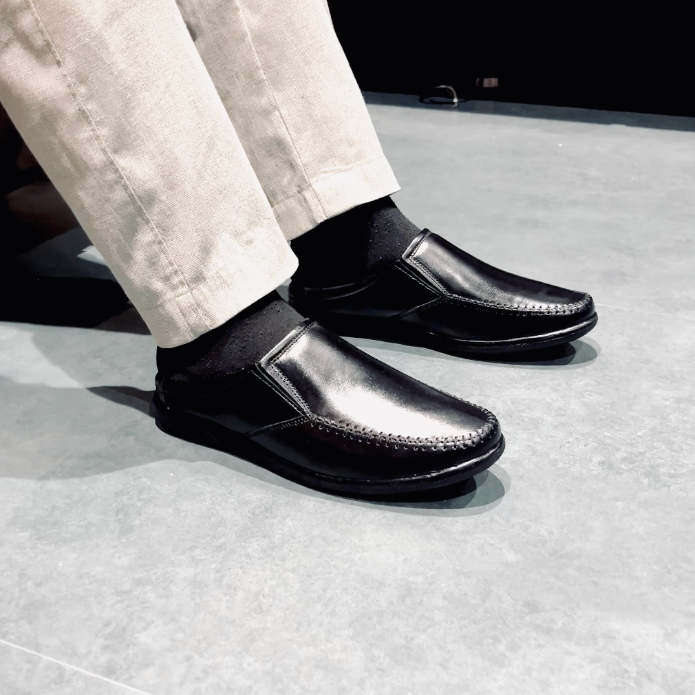 Premium Men's Leather Mules: Stylish Comfort for Every Occasion (Black)