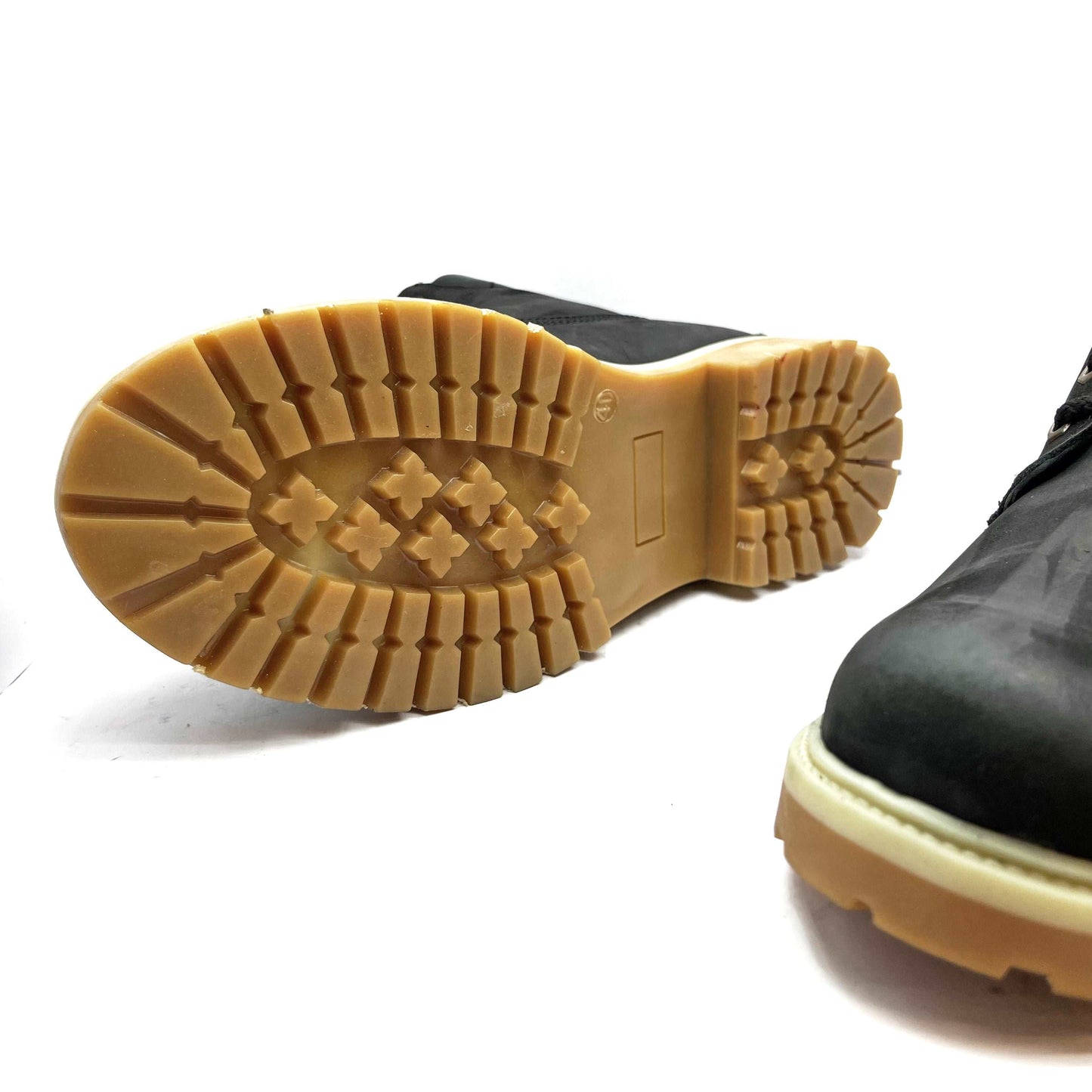 leather boots for men with laces and rugged look