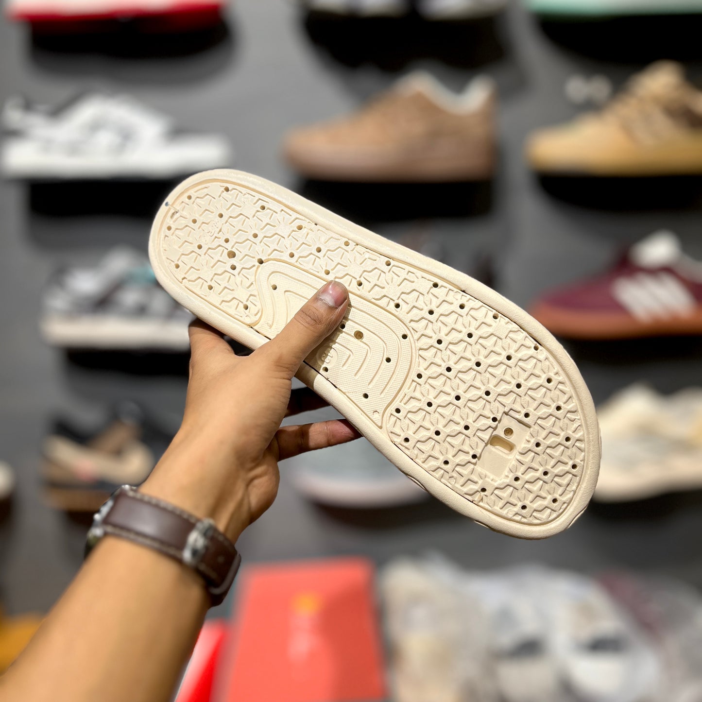 Cloud Slippers | H | Croco