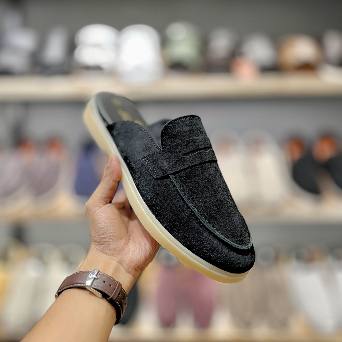 Suede Leather Mules (Black)(Penny)