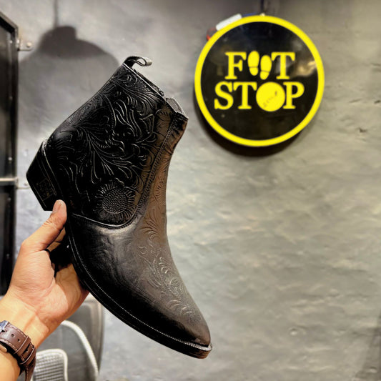 Cuban Heel Designer Chelsea Boots | Point Toe | Side Chain (Black)