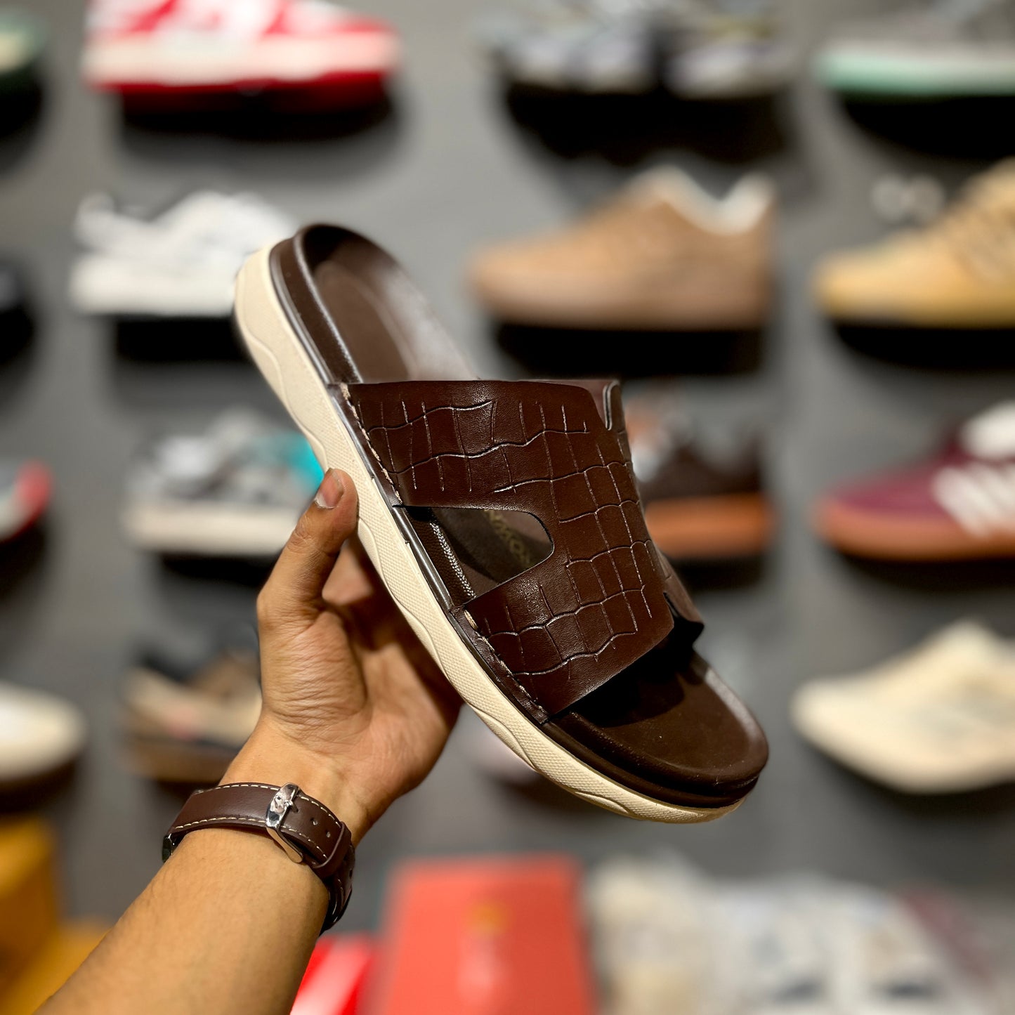 Cloud Slippers | H | Croco