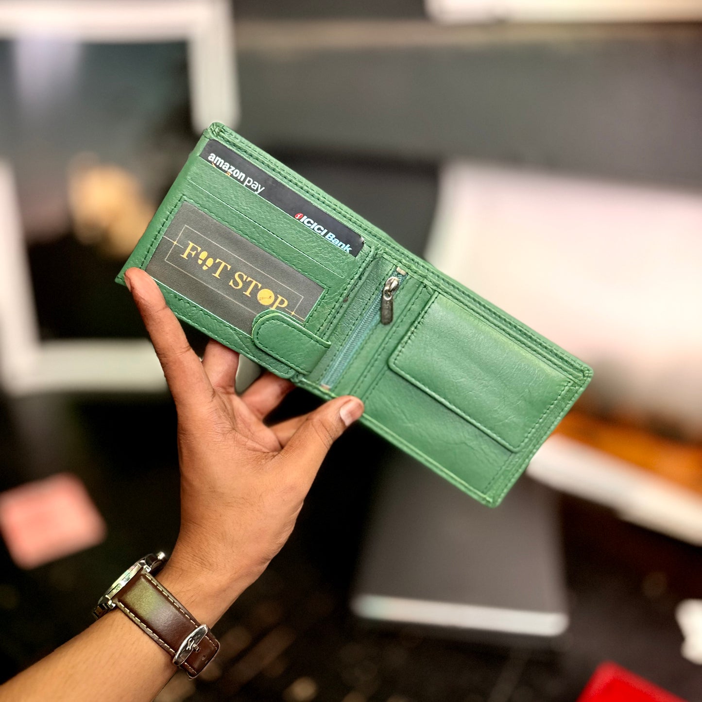 Card Wallet | Genuine Leather | Slim Design | Green