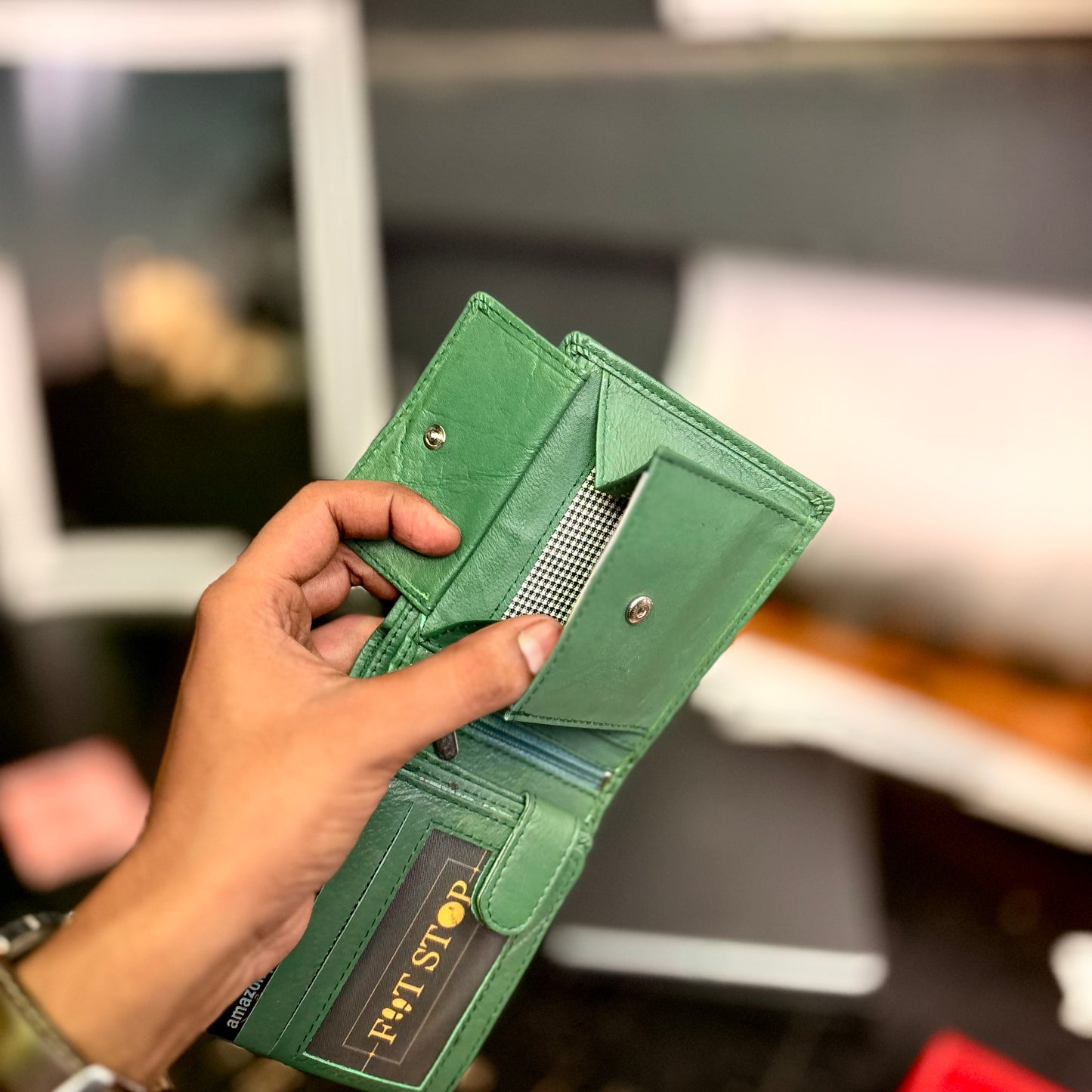 Card Wallet | Genuine Leather | Slim Design | Green