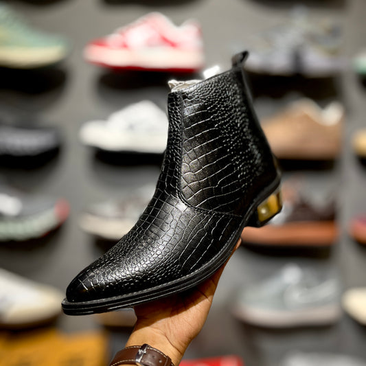 ZA Croco Gold Plate Boots | Point Toe | Chain