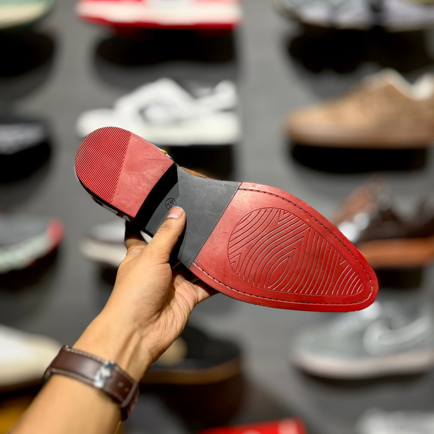 ZA Croco Gold Plate Boots | Point Toe | Chain | Red Sole