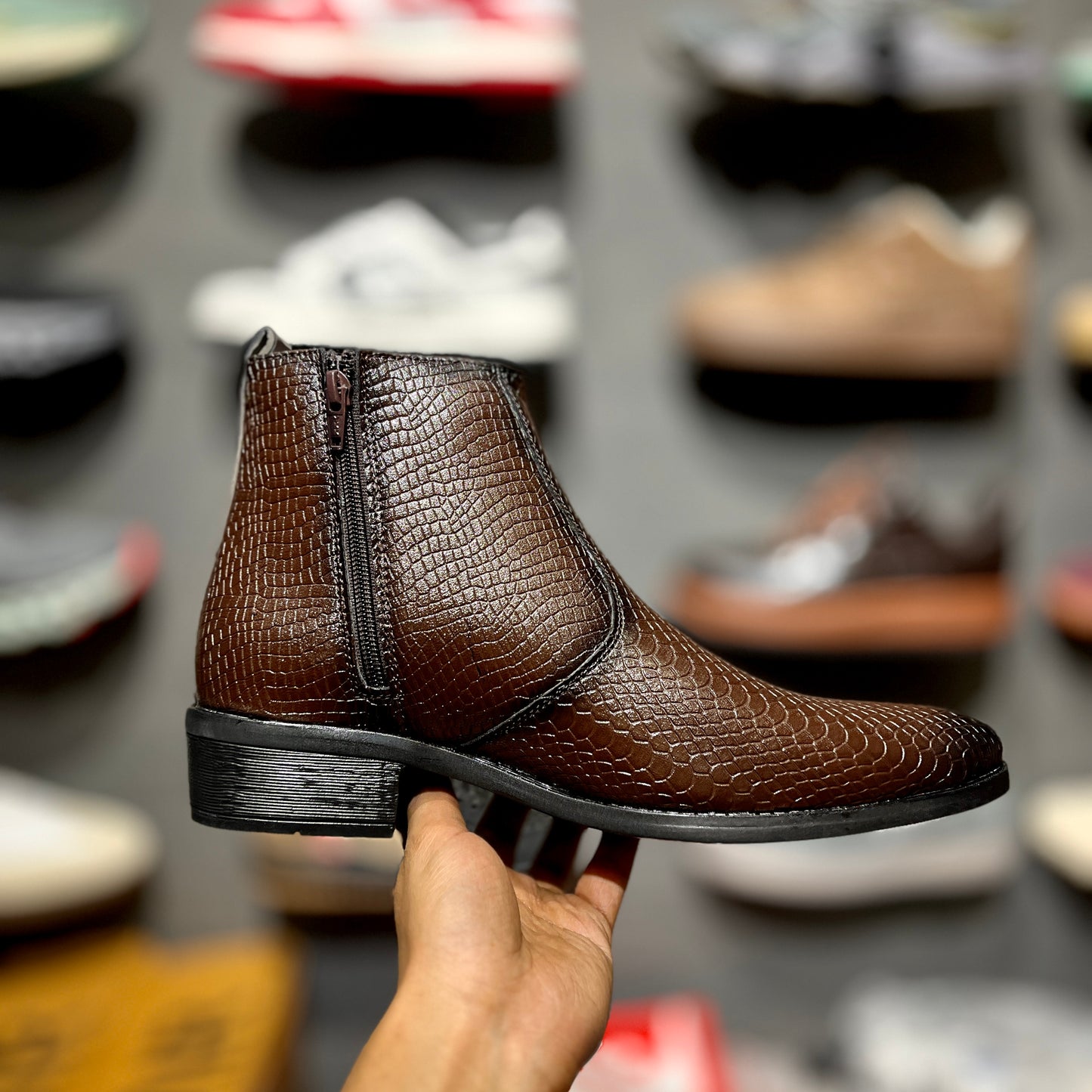 ZA Croco Boots | Point Toe | Chain | Red Sole