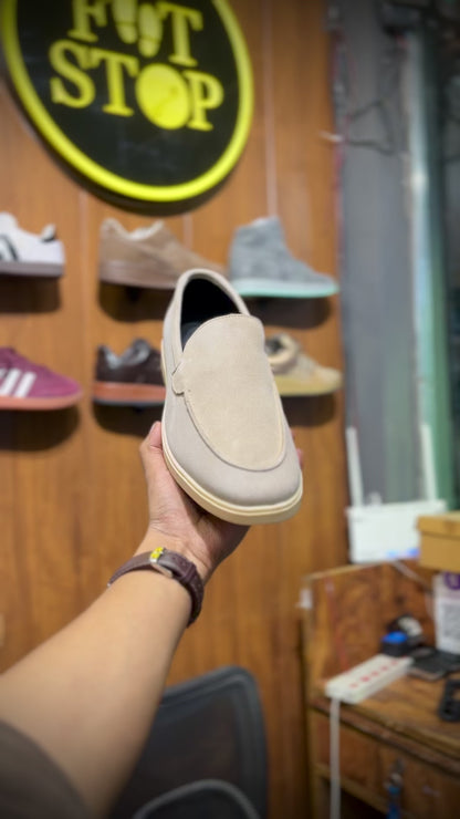 Old Money Suede Leather Loafers (Cream) (Free Suede Shoe Wipes)