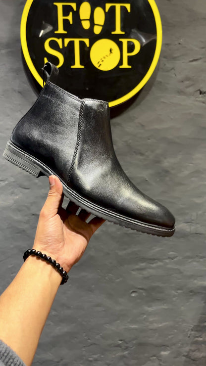 Leather Chelsea Boots for Men | Side Chain | (Black)